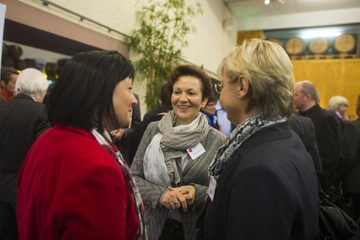 Abgeordnete Sabine Tippelt im Gespräch mit Ministerin Frauke Heiligenstadt und Nörtens Bürgermeisterin Astrid Klinkert-Kittel