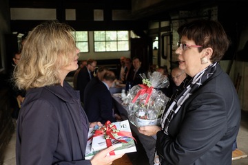 Ministerin Birgit Honé besucht das Museumsdorf Cloppenburg