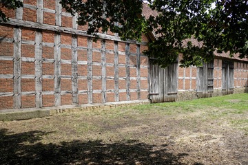 Ministerin Birgit Honé besucht das Museumsdorf Cloppenburg