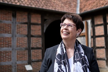 Ministerin Birgit Honé besucht das Museumsdorf Cloppenburg