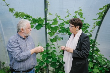 Ministerin Birgit Honé besucht das Umweltzentrum Emden