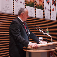 Landrat Hans Eveslage bei der Eröffnung